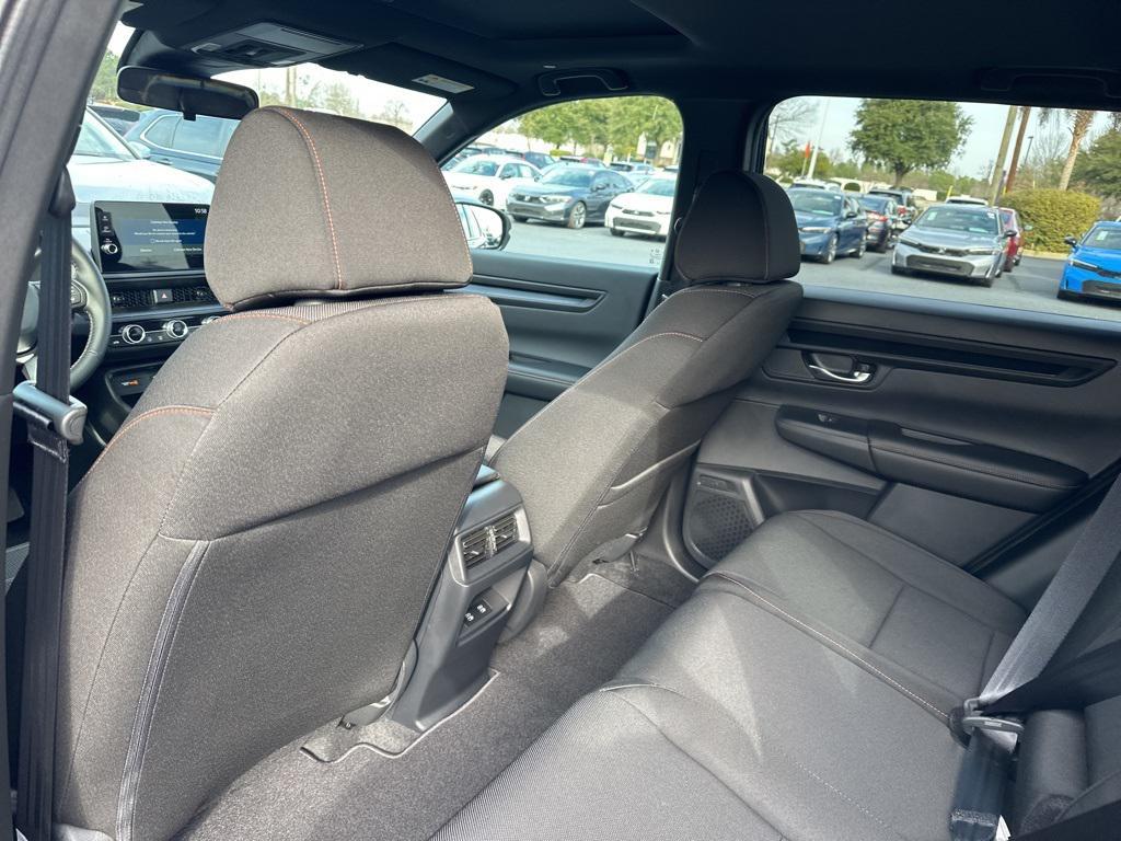 new 2026 Honda CR-V Hybrid car, priced at $35,521