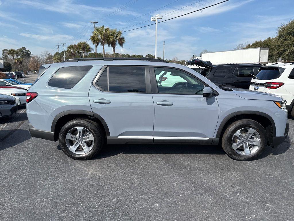 new 2026 Honda Pilot car, priced at $45,445