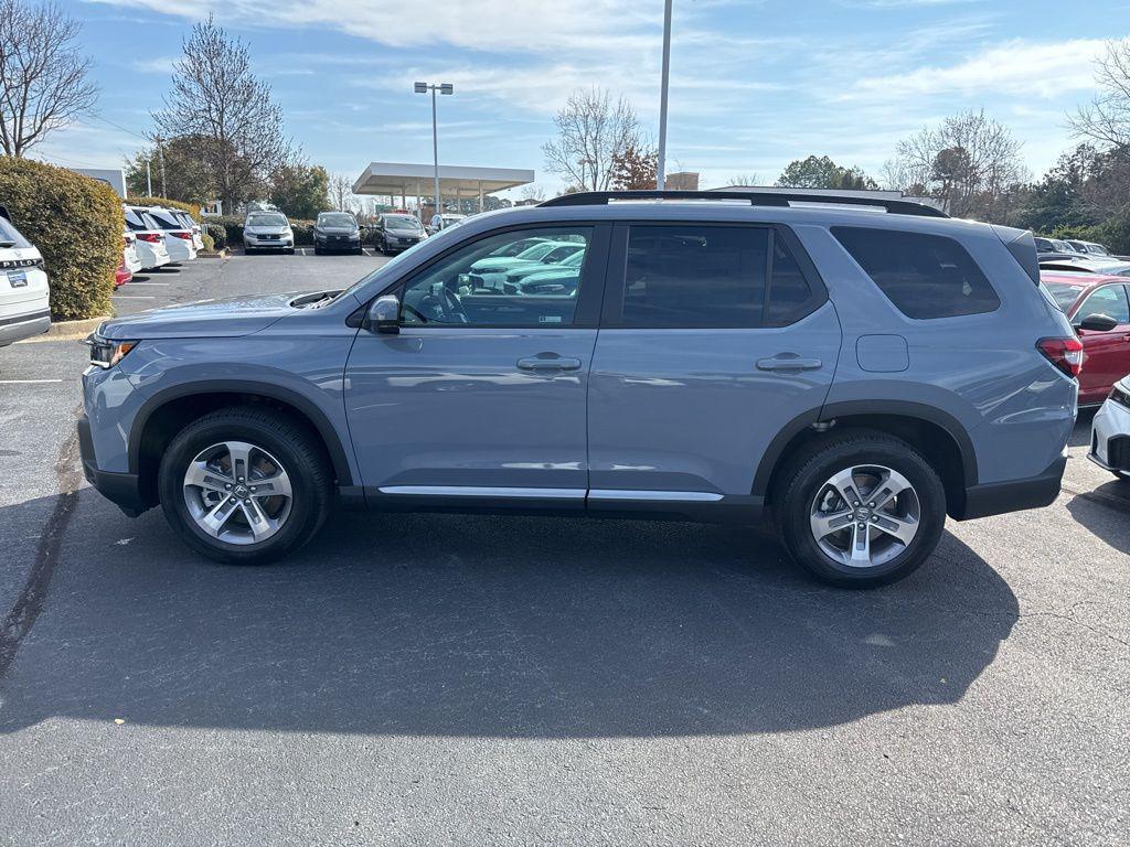 new 2026 Honda Pilot car, priced at $45,445