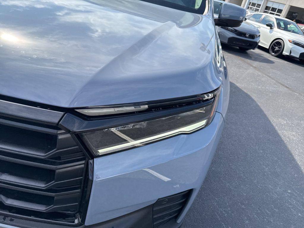 new 2026 Honda Pilot car, priced at $45,445