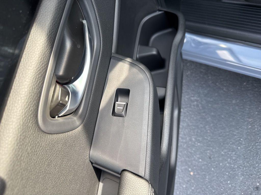 new 2026 Honda Pilot car, priced at $45,445