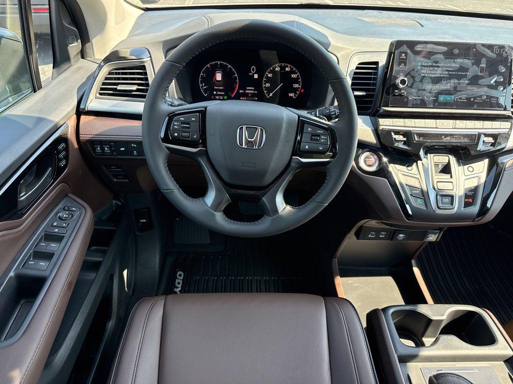 new 2026 Honda Odyssey car, priced at $48,445