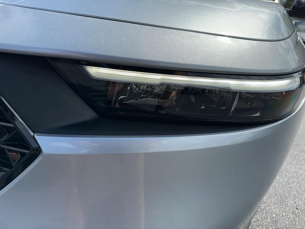 new 2025 Honda Accord Hybrid car, priced at $33,384