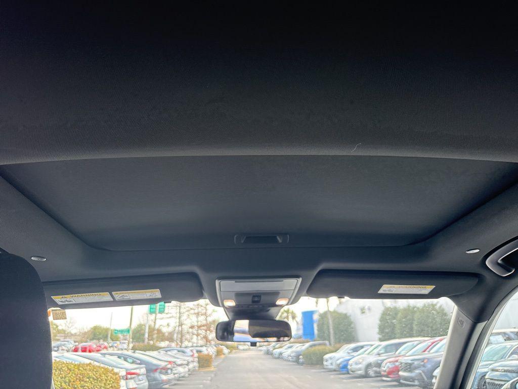 used 2025 Honda CR-V Hybrid car, priced at $33,000