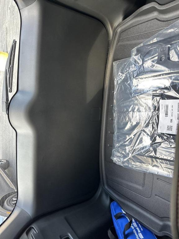 new 2026 Honda CR-V Hybrid car, priced at $38,277