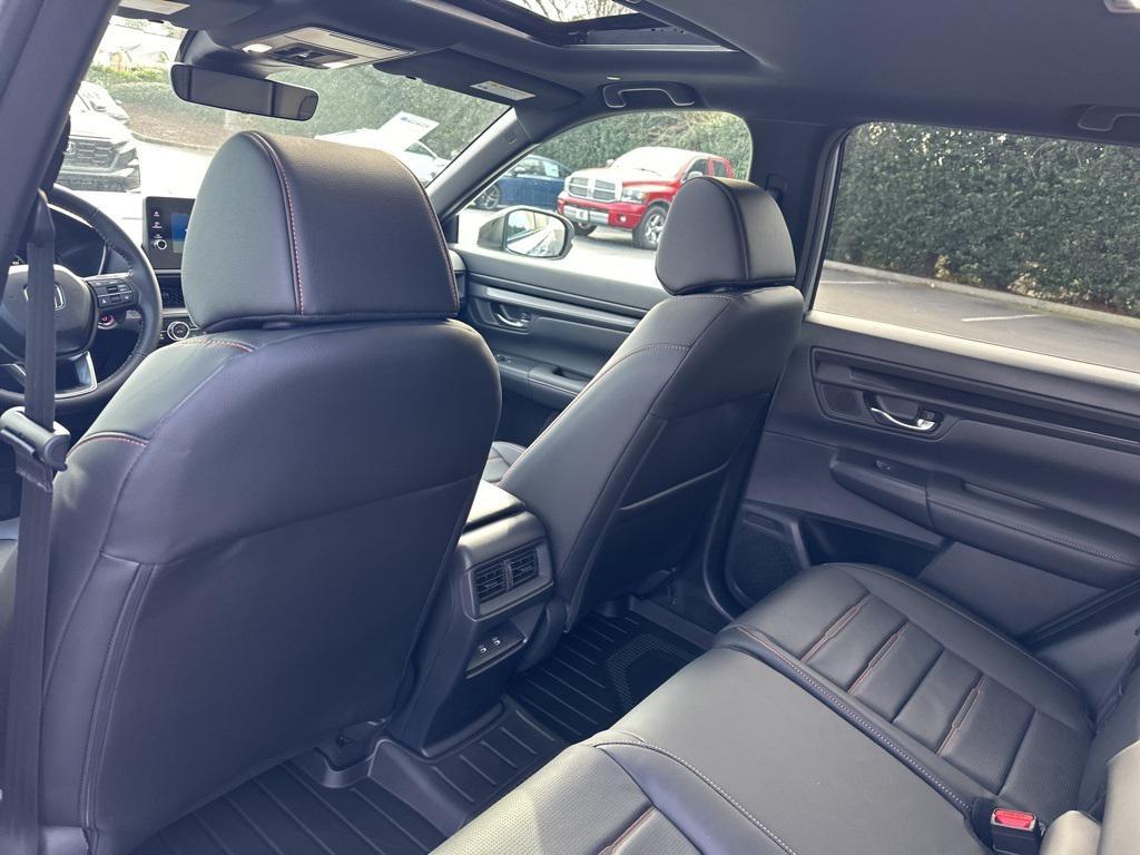 new 2026 Honda CR-V Hybrid car, priced at $38,277