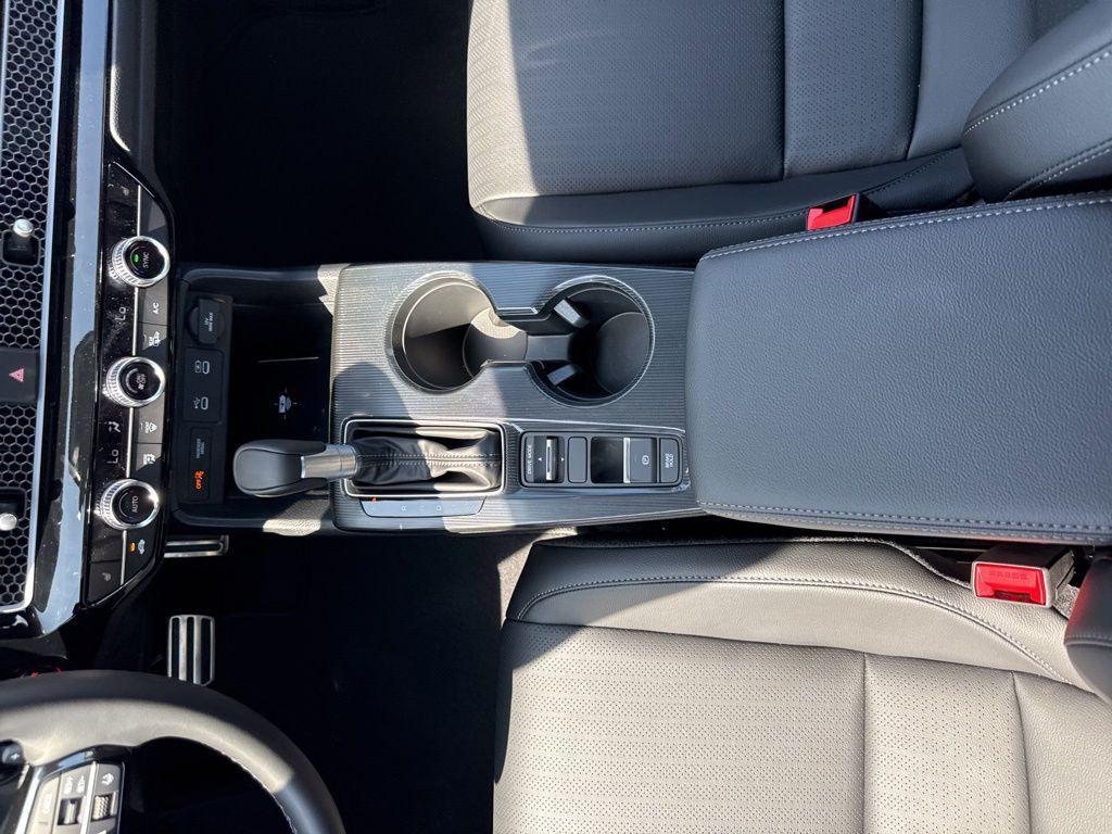 new 2026 Honda Civic Hybrid car, priced at $33,090