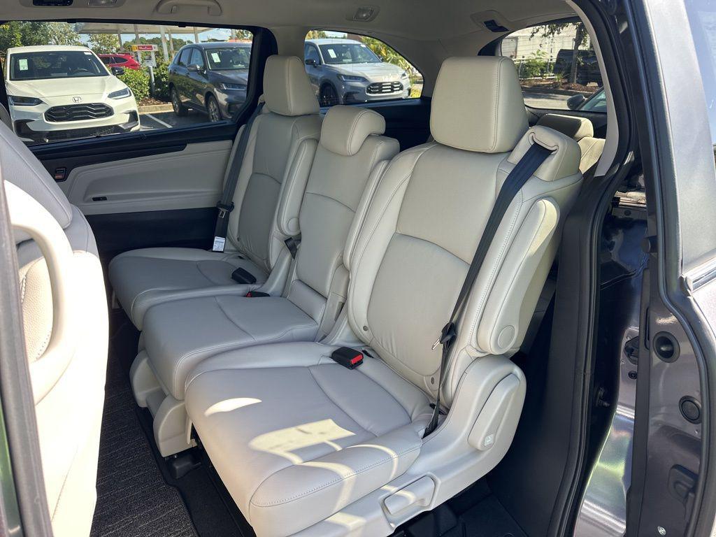 new 2026 Honda Odyssey car, priced at $41,753