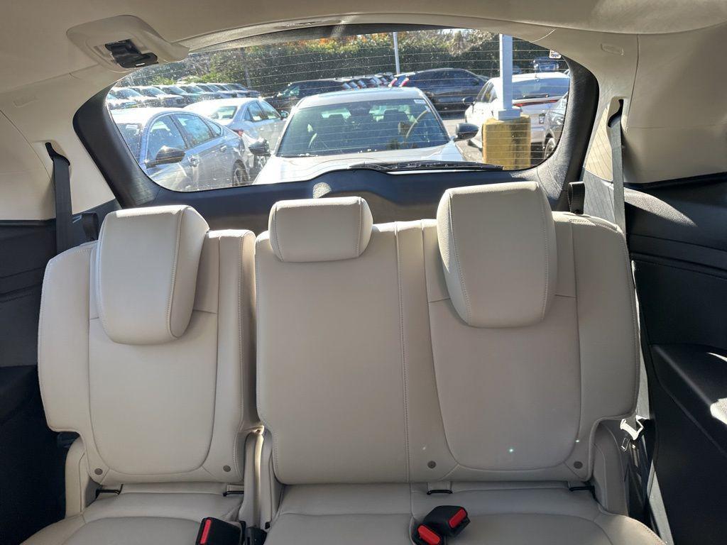 new 2026 Honda Odyssey car, priced at $42,626