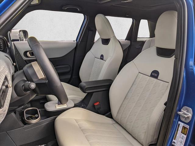 used 2025 MINI Hardtop car, priced at $35,777