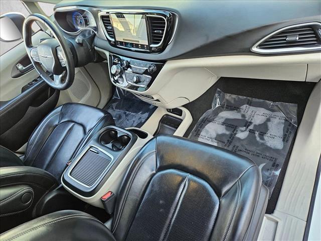 used 2023 Chrysler Pacifica car, priced at $21,281