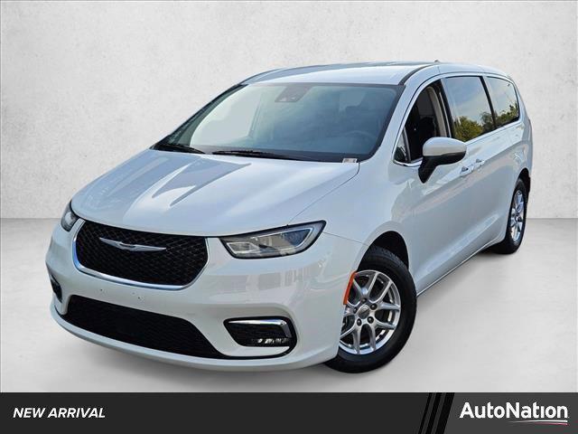 used 2023 Chrysler Pacifica car, priced at $21,281