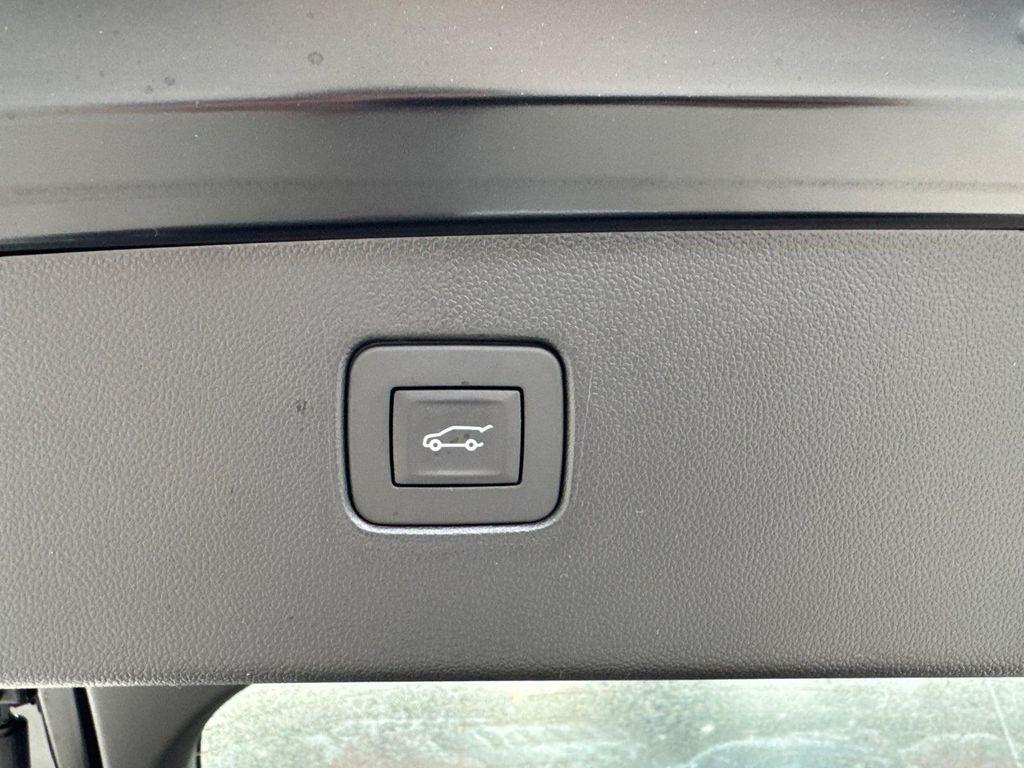 new 2026 Buick Envista car, priced at $30,036