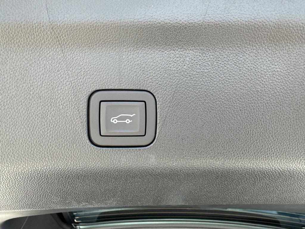 new 2026 GMC Yukon XL car, priced at $82,576
