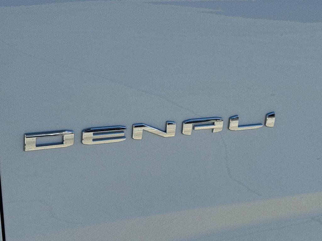 new 2027 GMC Yukon XL car, priced at $101,939