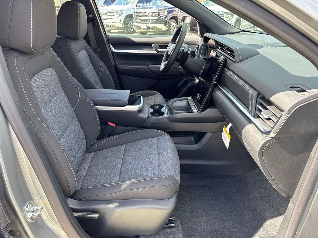 new 2026 GMC Terrain car, priced at $31,991