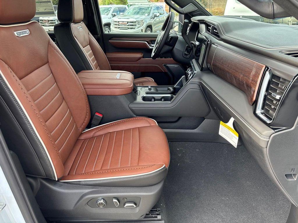 new 2026 GMC Sierra 3500 car, priced at $105,611