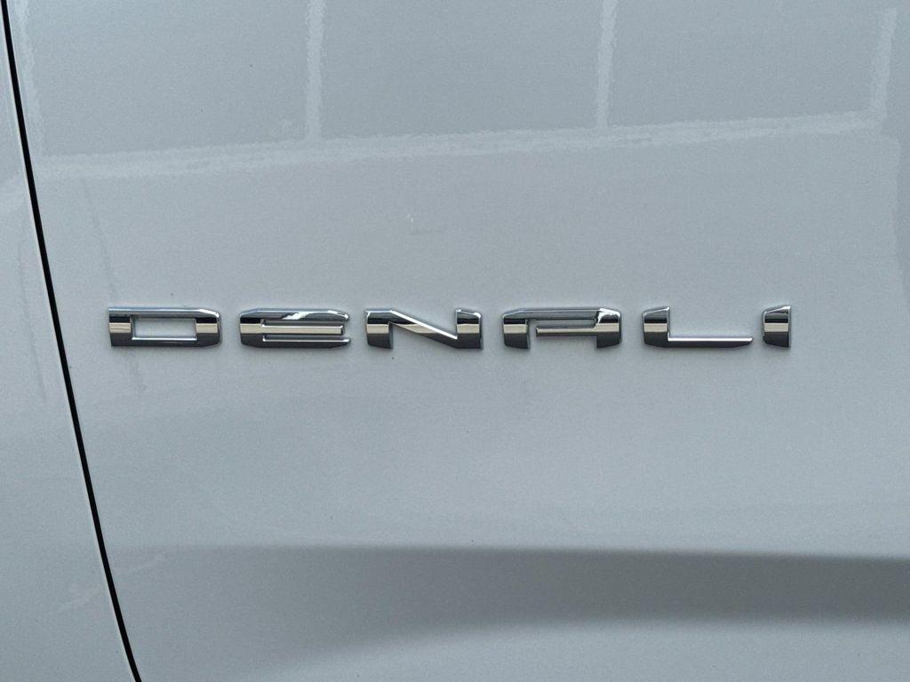 new 2026 GMC Yukon XL car, priced at $98,066