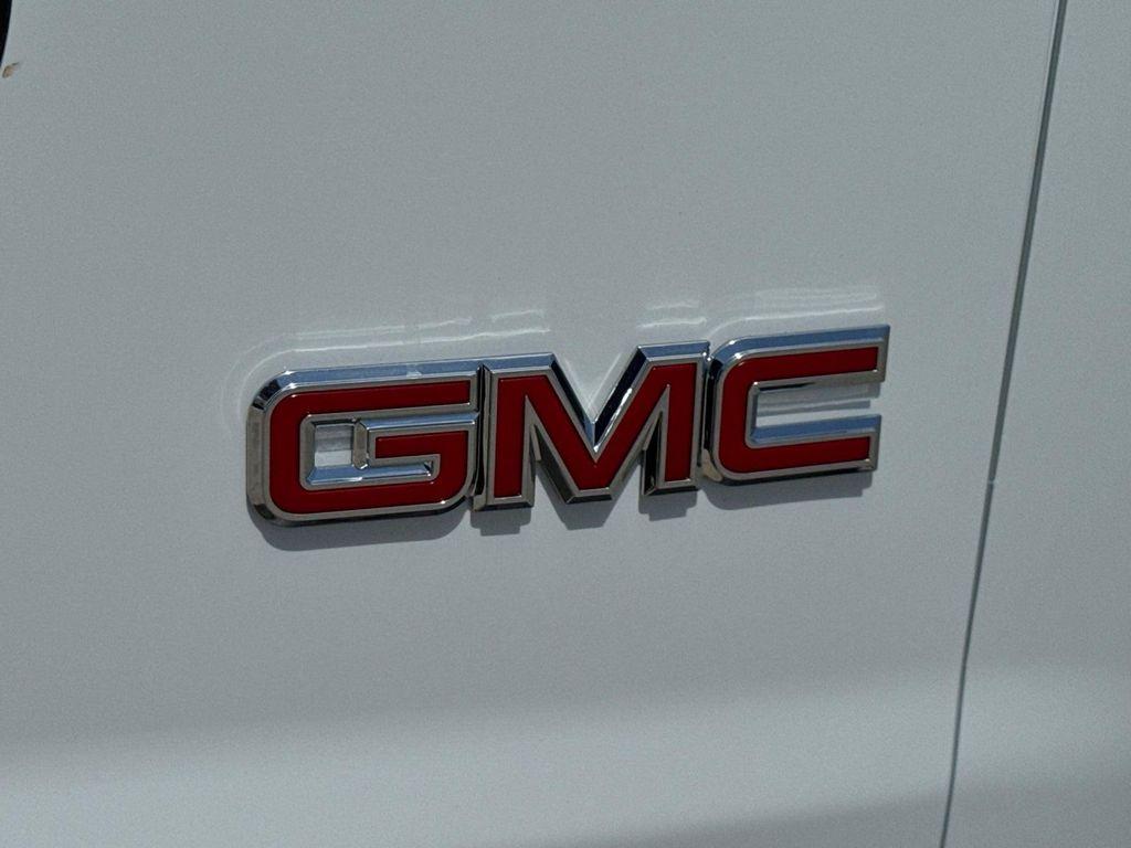 new 2026 GMC Savana 2500 car, priced at $48,920