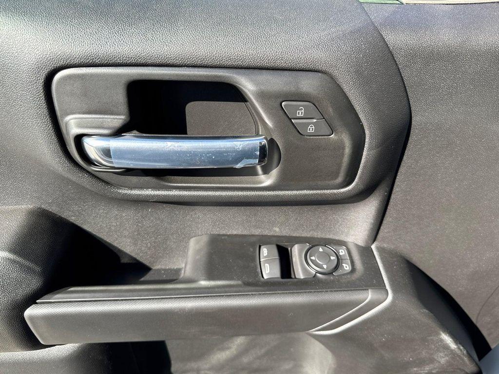 new 2026 GMC Sierra 1500 car, priced at $31,497