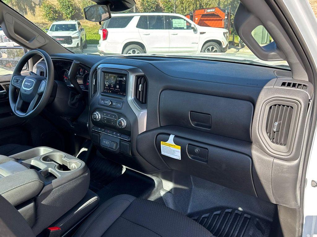new 2026 GMC Sierra 1500 car, priced at $31,497