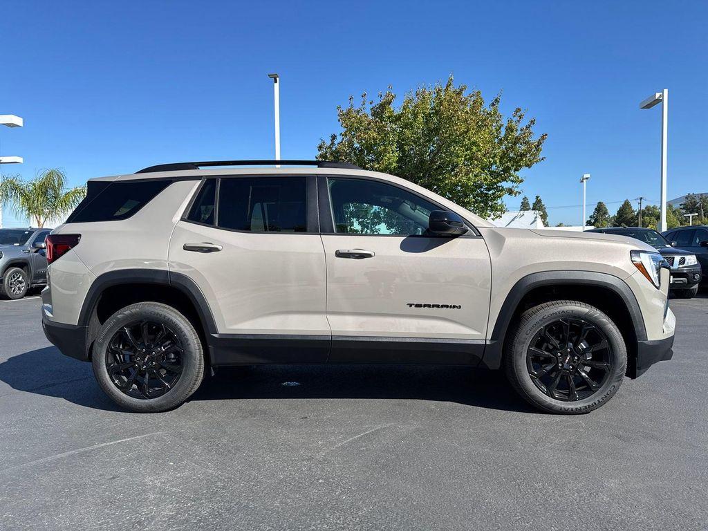 new 2026 GMC Terrain car, priced at $32,386