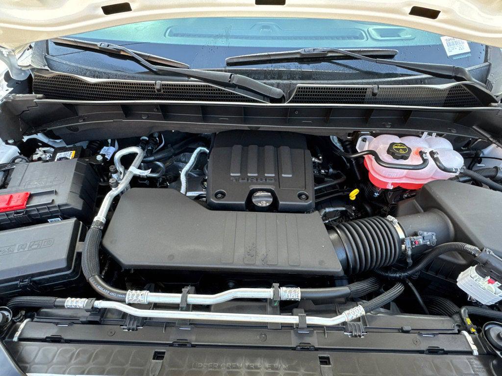 new 2026 GMC Sierra 1500 car, priced at $43,917