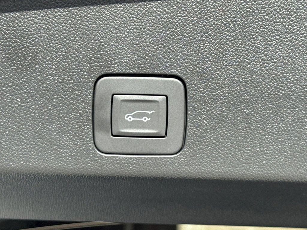 new 2026 Buick Encore GX car, priced at $28,086