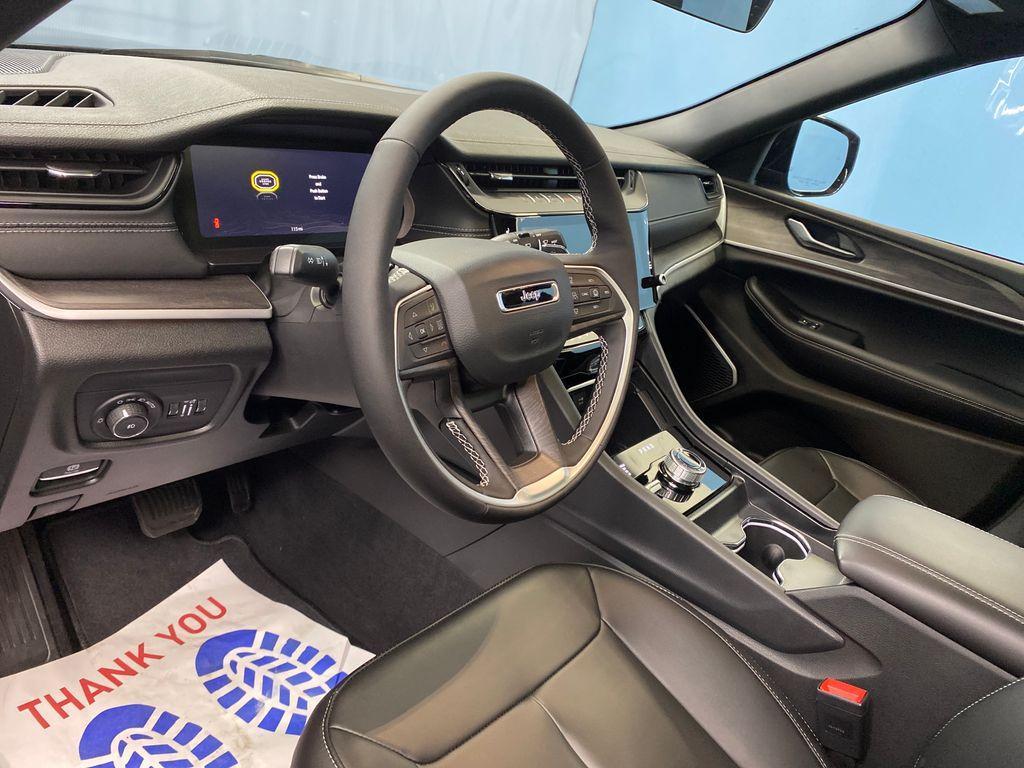 new 2026 Jeep Grand Cherokee car, priced at $48,248