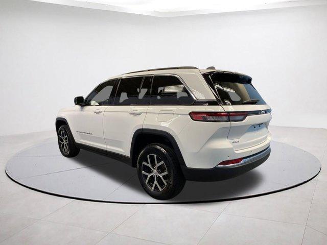 used 2025 Jeep Grand Cherokee car, priced at $36,990