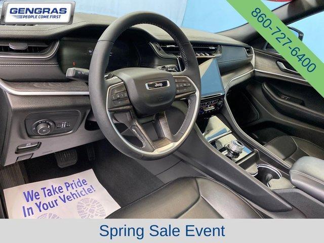 used 2025 Jeep Grand Cherokee car, priced at $36,990