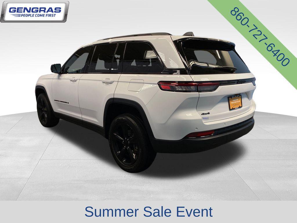 used 2025 Jeep Grand Cherokee car, priced at $37,148