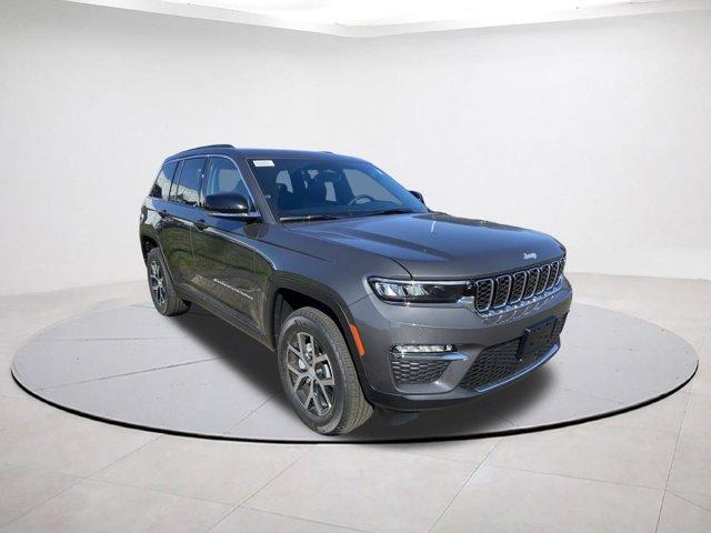 new 2025 Jeep Grand Cherokee car, priced at $48,143