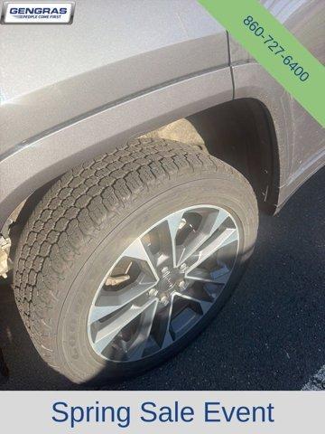 used 2022 Jeep Grand Cherokee L car, priced at $30,795