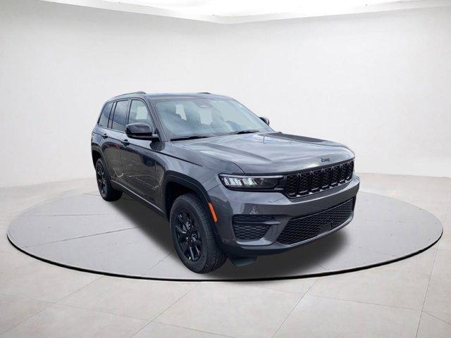 new 2025 Jeep Grand Cherokee car, priced at $43,926