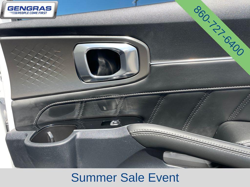 used 2023 Kia Sorento car, priced at $31,898