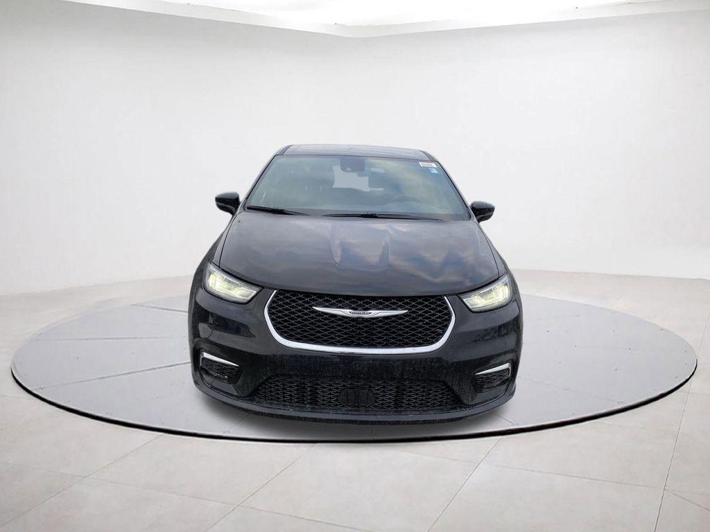 new 2026 Chrysler Pacifica car, priced at $44,294