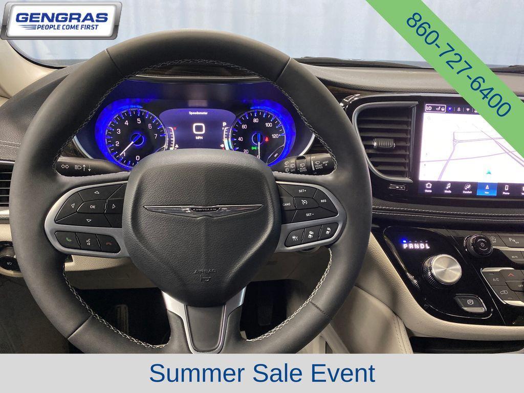 used 2024 Chrysler Pacifica car, priced at $34,468