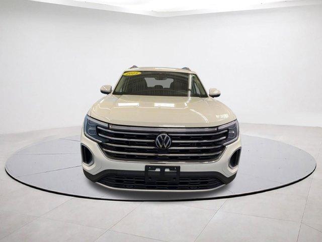 used 2025 Volkswagen Atlas car, priced at $34,645