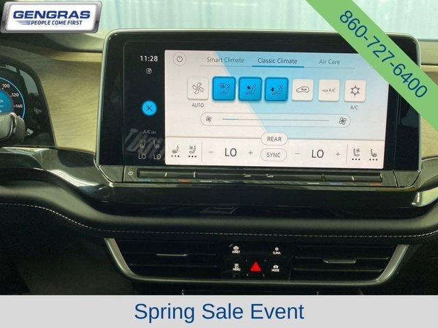 used 2025 Volkswagen Atlas car, priced at $34,645