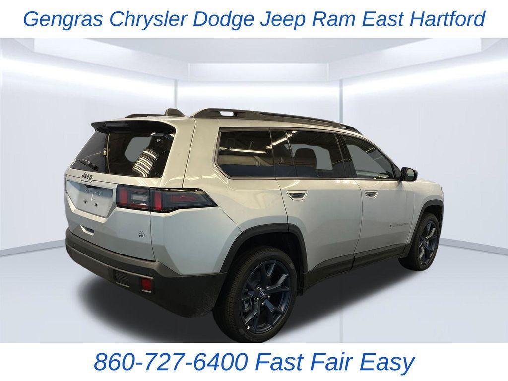 new 2026 Jeep Cherokee car, priced at $44,636