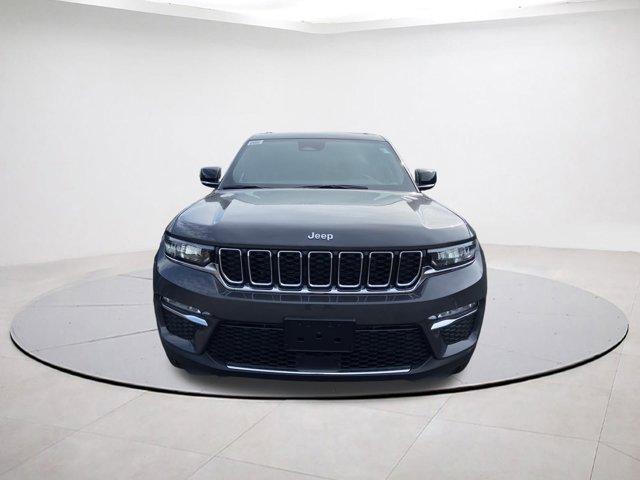 new 2025 Jeep Grand Cherokee car, priced at $42,527