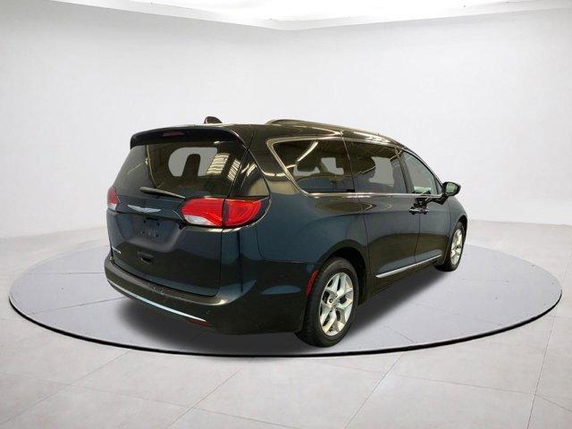 used 2017 Chrysler Pacifica car, priced at $12,894