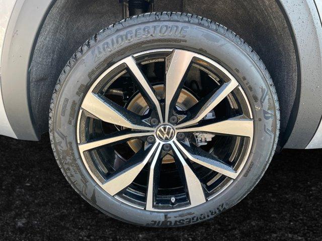 new 2026 Volkswagen Atlas car, priced at $56,205