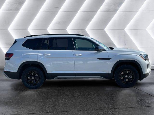 new 2026 Volkswagen Atlas car, priced at $50,026