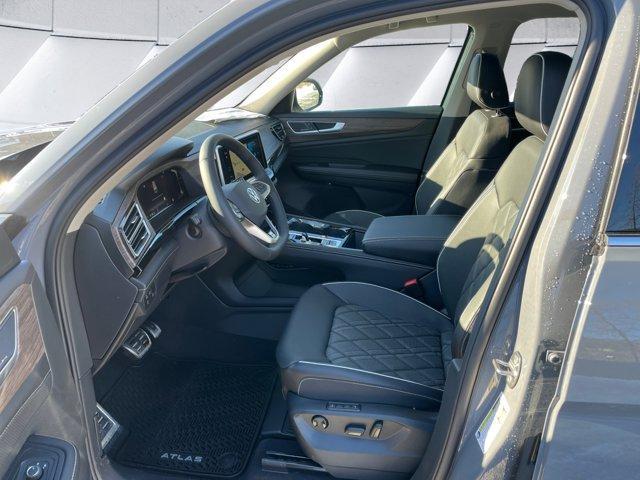 new 2026 Volkswagen Atlas car, priced at $56,312