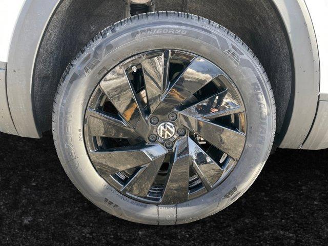 new 2026 Volkswagen Atlas car, priced at $48,180