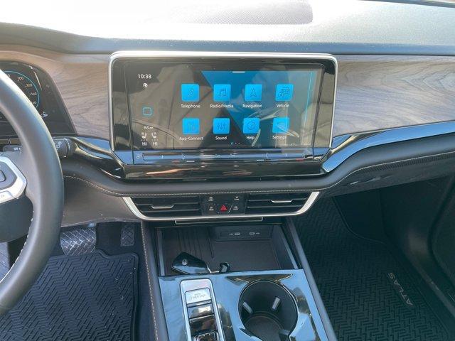 new 2026 Volkswagen Atlas car, priced at $47,800