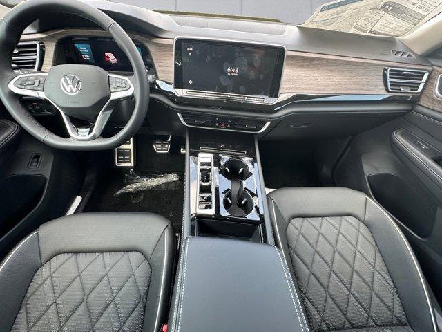 new 2025 Volkswagen Atlas car, priced at $54,741