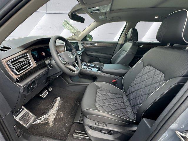 new 2025 Volkswagen Atlas car, priced at $54,741